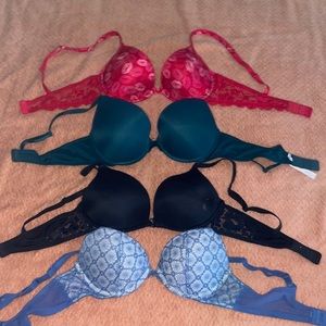 Victoria’s Secret/ Victoria’s Secret PINK bras